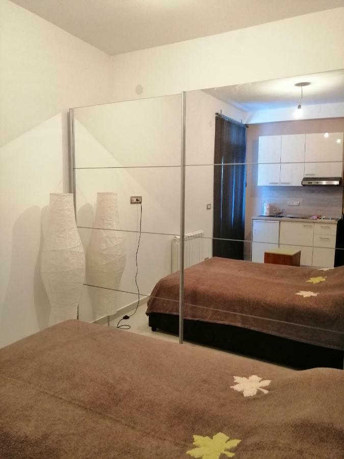 Studio Apartman Irena 2 Bijela Ngoại thất bức ảnh